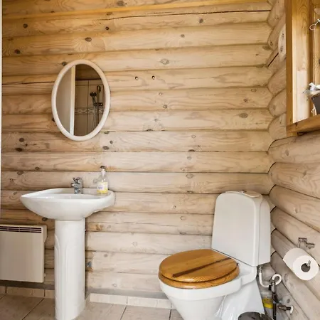 Hjorthung - 2km From The Sea By Interhome *